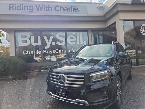 2025 Mercedes-Benz GLB 250 