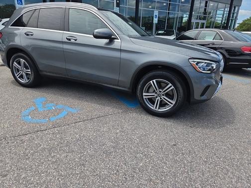 2021 Mercedes-Benz GLC 300