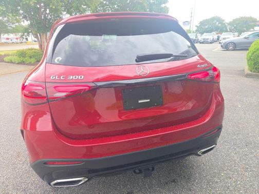 MANUFAKTUR Patagonia Red Metallic 2025 Mercedes-Benz GLC 300 4MATIC