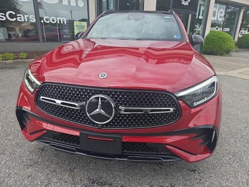 MANUFAKTUR Patagonia Red Metallic 2025 Mercedes-Benz GLC 300 4MATIC