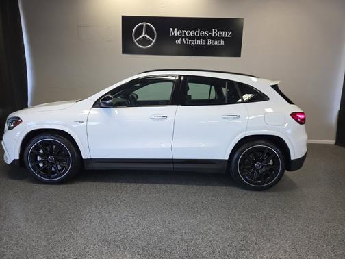 Polar White 2025 Mercedes-Benz AMG GLA 35