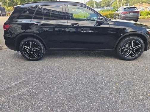 2022 Mercedes-Benz GLC 300 4MATIC