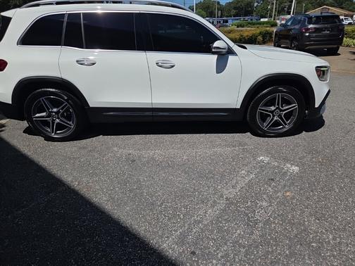 2022 Mercedes-Benz GLB 250 