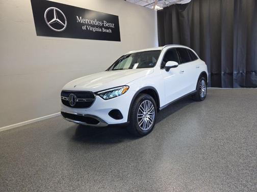 Polar White 2025 Mercedes-Benz GLC 300 4MATIC