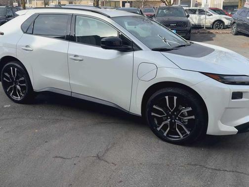 2026 Subaru Solterra Limited