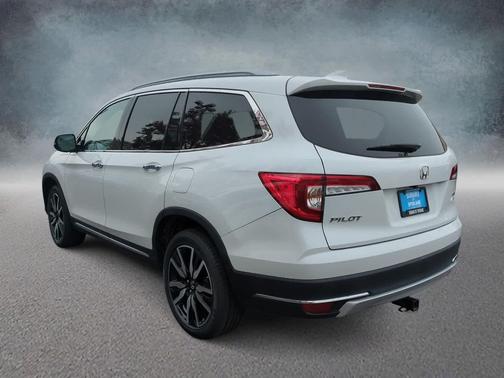 2021 Honda Pilot Touring 8-Passenger