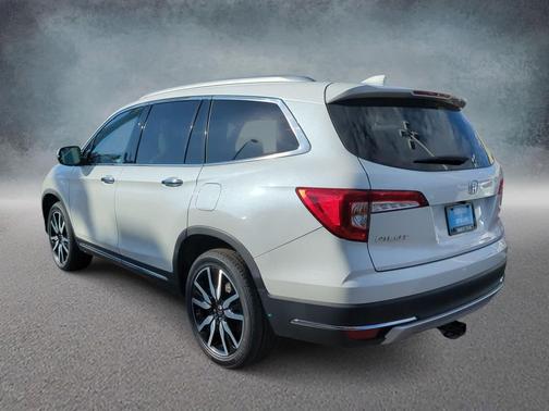 2021 Honda Pilot Touring 8-Passenger