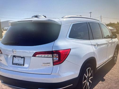 2021 Honda Pilot Touring 8-Passenger