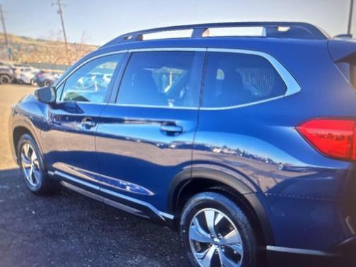 2024 Subaru Ascent Premium 7-Passenger