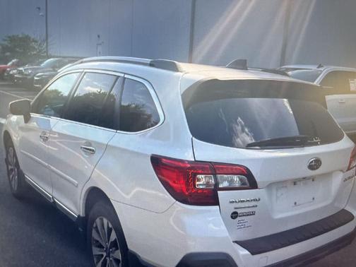 2018 Subaru Outback 2.5i Touring