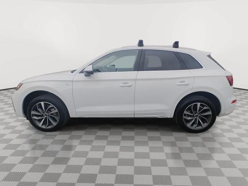 2024 Audi Q5 45 S line Premium Plus