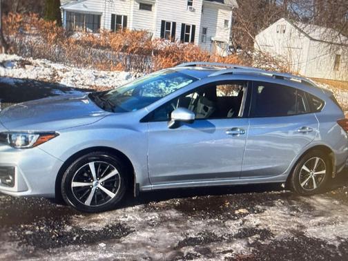 2019 Subaru Impreza 2.0i Premium