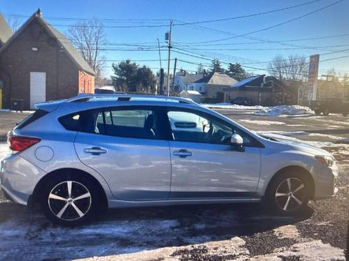 2019 Subaru Impreza 2.0i Premium