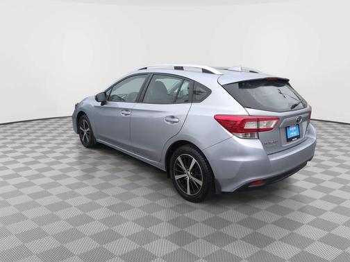2019 Subaru Impreza 2.0i Premium
