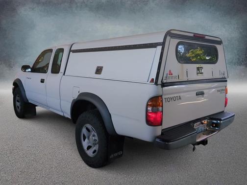 2004 Toyota Tacoma Xtracab
