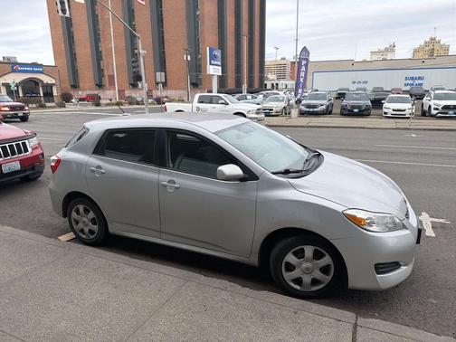 2010 Toyota Matrix Base