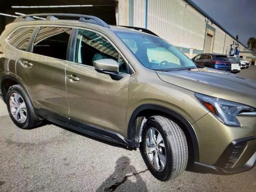 2024 Subaru Ascent Premium 7-Passenger