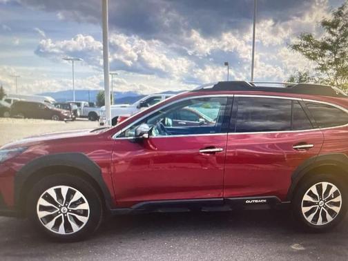 2024 Subaru Outback Touring