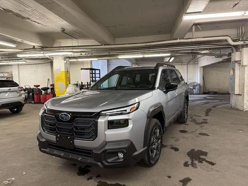 Ice Silver Metallic 2026 Subaru Outback Premium