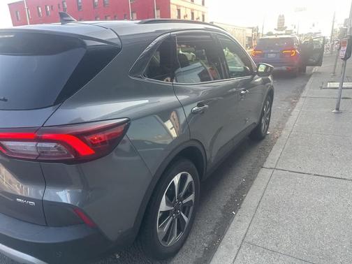 2024 Ford Escape Platinum