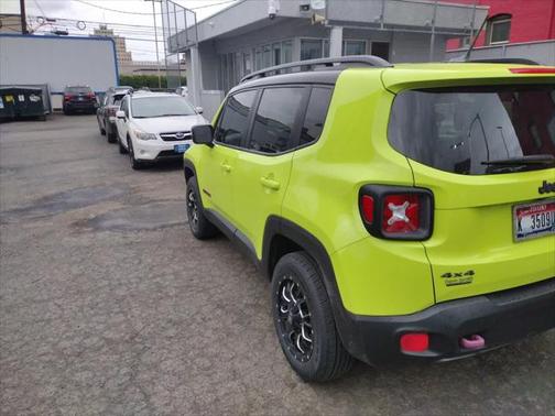 2017 Jeep Renegade Trailhawk
