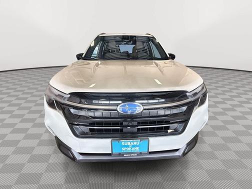 Crystal White Pearl 2025 Subaru Forester Touring