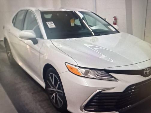 2024 Toyota Camry XLE