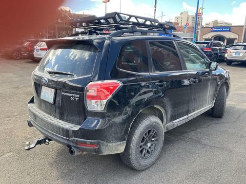 Crystal Black Silica 2018 Subaru Forester 2.0XT Touring