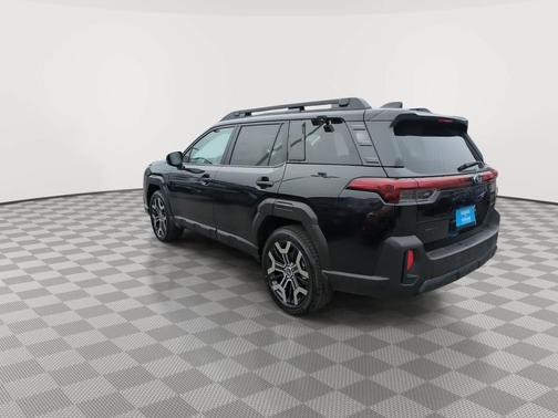 Crystal Black Silica 2026 Subaru Outback Touring XT