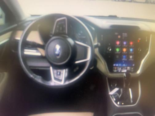 Crystal Black Silica 2022 Subaru Outback Limited