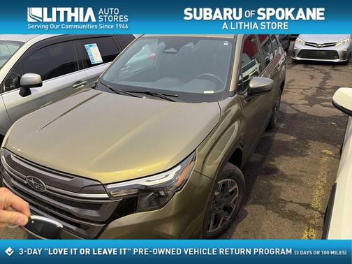 2025 Subaru Forester Premium