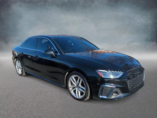 2022 Audi A4 45 S line Premium Plus