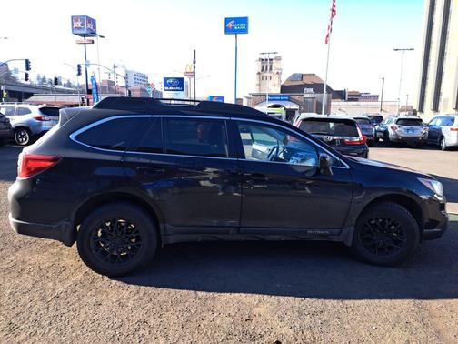 2016 Subaru Outback 2.5i Premium