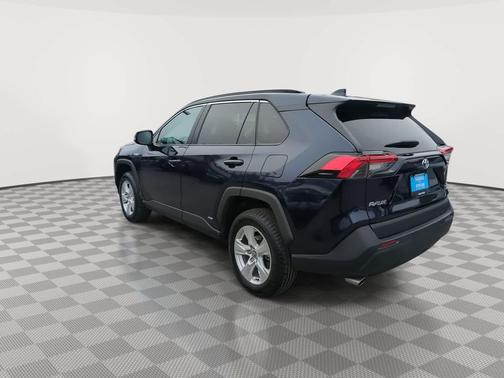 2020 Toyota RAV4 Hybrid XLE