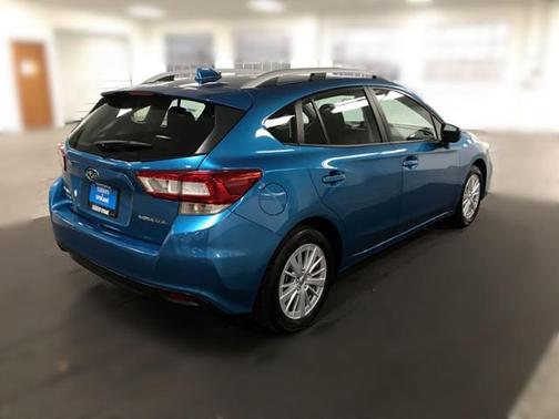 2018 Subaru Impreza 2.0i Premium