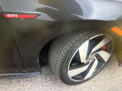 2024 Volkswagen Golf GTI 2.0T S DSG