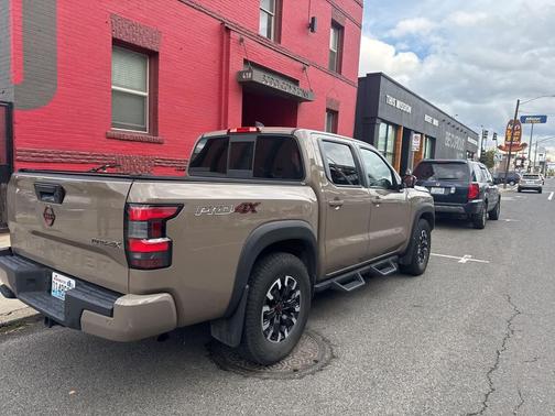 2022 Nissan Frontier PRO-4X