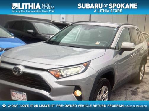 2020 Toyota RAV4 XLE