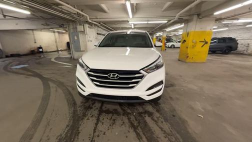 2017 Hyundai TUCSON SE