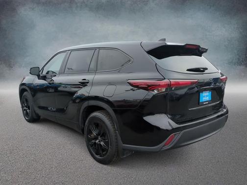 2024 Toyota Highlander Hybrid LE