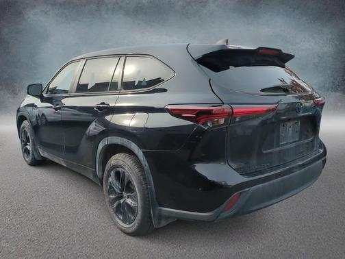 2024 Toyota Highlander Hybrid LE