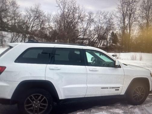 2016 Jeep Grand Cherokee 75th Anniversary