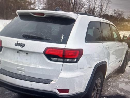 2016 Jeep Grand Cherokee 75th Anniversary