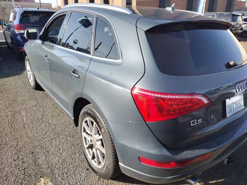 2011 Audi Q5 Premium Plus