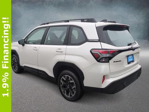 2025 Subaru Forester Base