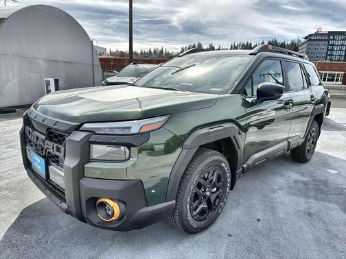 Deep Emerald Green Pearl 2026 Subaru Outback Wilderness