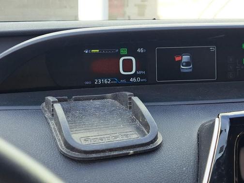 2019 Toyota Prius XLE