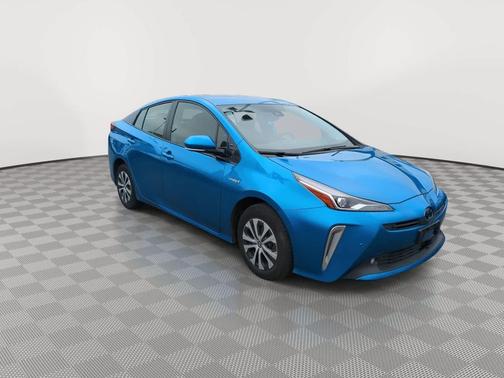 2019 Toyota Prius XLE