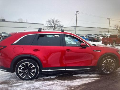 2024 Mazda CX-90 PHEV Premium Plus