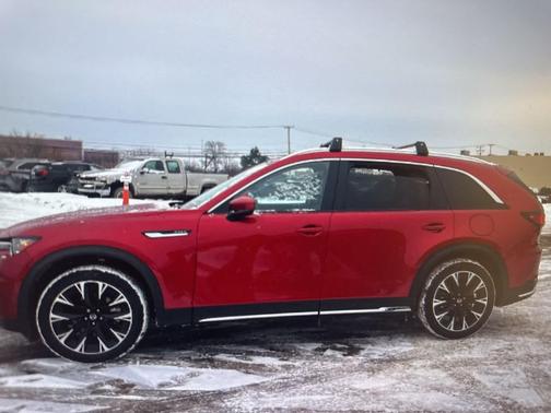 2024 Mazda CX-90 PHEV Premium Plus
